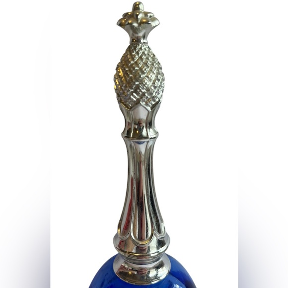 Avon Moonwind empty blue bell shaped perfume cologne bottle - Picture 3 of 4